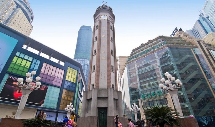 重慶解放碑附近最出名的KTV是哪一家?有什么特點?