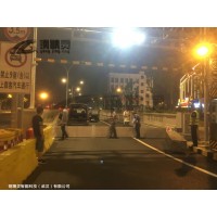 湖北移動(dòng)式擋水板 出入口防汛擋板 車庫防進(jìn)水擋板 防淹擋水門