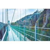 網(wǎng)紅玻璃橋廠家安裝設(shè)計(jì)