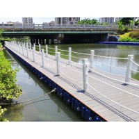 來一波輕功水上漂 感受水上浮橋的魅力！13710604557