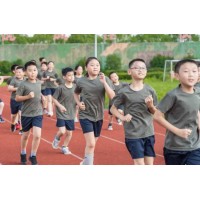 蘇州三六六青少年社會(huì)實(shí)踐暑期夏令營(yíng)戶外拓展軍事訓(xùn)練體驗(yàn)活動(dòng)