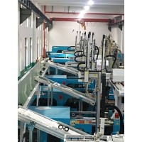 注塑機(jī)匯合皮帶流水線