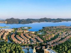 南京臥龍湖置業(yè)有限公司:2.4 億貸款在手,為何拒還 7 萬(wàn)元欠款引爭(zhēng)議